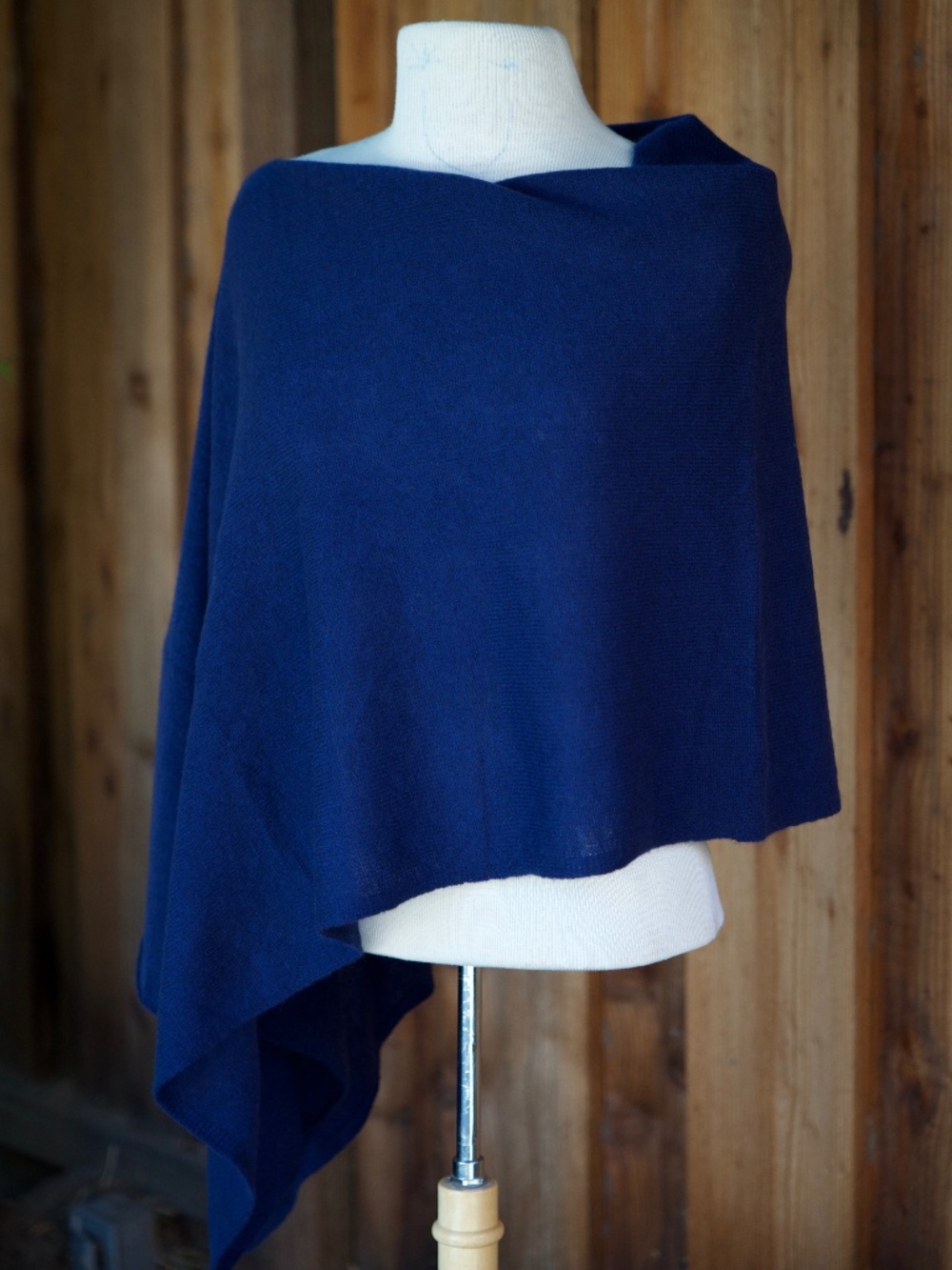 Alashan 100% Cashmere Knit Midnight Blue Dress Topper Poncho Woman's OS